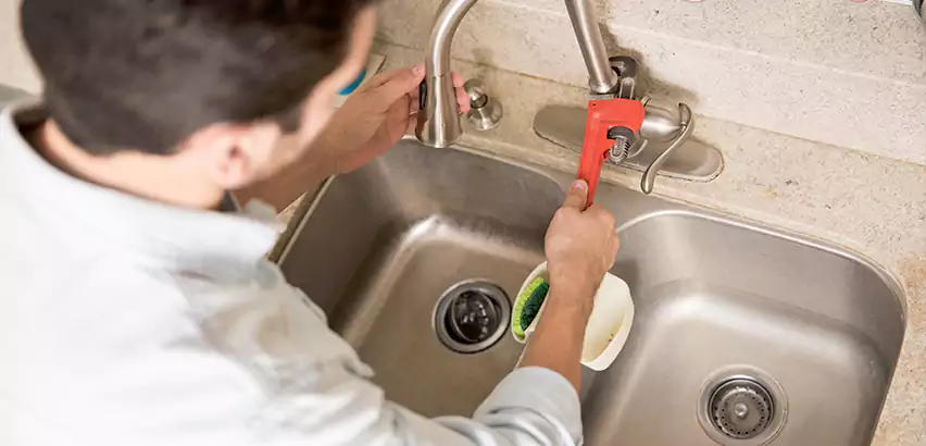 Professional Plumbing Installation Services in Elk Plain, WA